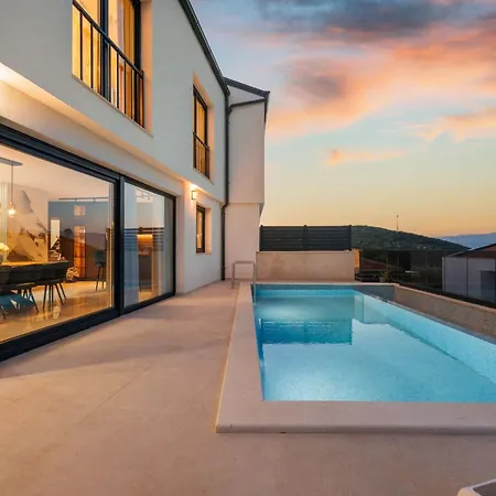 Brandneue - Pool Mit Panoramablick Aufs By Interhome Vrbnik (Primorje-Gorski Kotar)