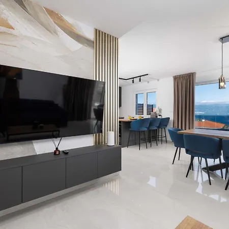 Brandneue - Pool Mit Panoramablick Aufs By Interhome Casa vacanze Vrbnik (Primorje-Gorski Kotar)