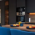 Brandneue - Pool Mit Panoramablick Aufs By Interhome