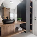 펜션 Brandneue - Pool Mit Panoramablick Aufs By Interhome 비르브닉